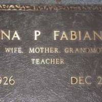 Una P. FABIAN